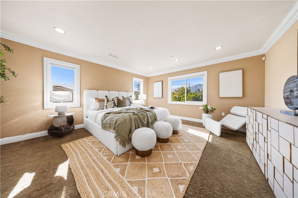185 W Palm Drive