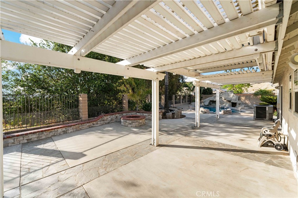 1333 Sims Place