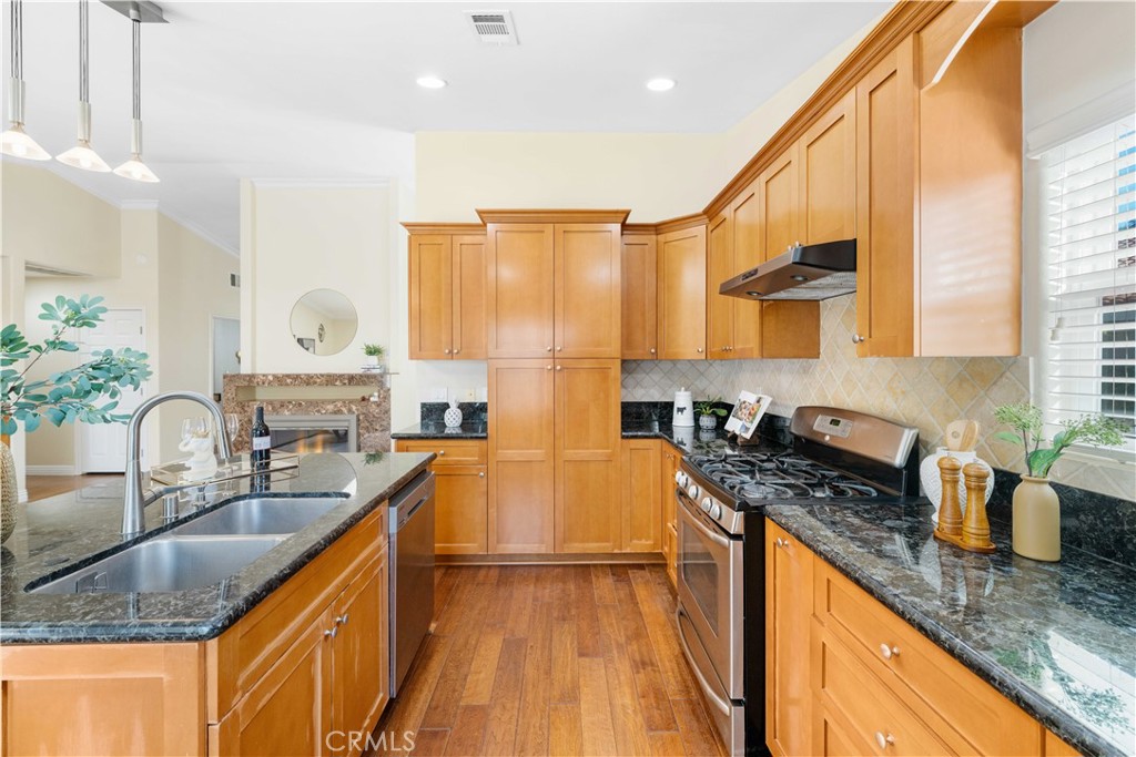 1333 Sims Place