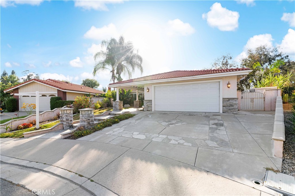 1333 Sims Place