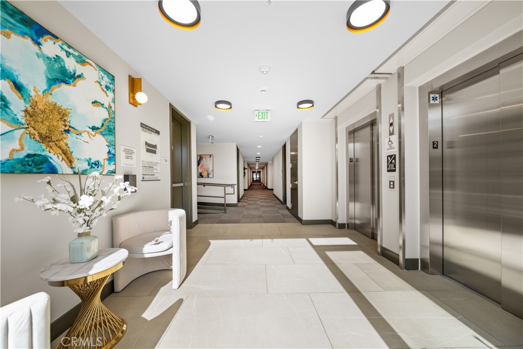 218 N El Molino Avenue 502