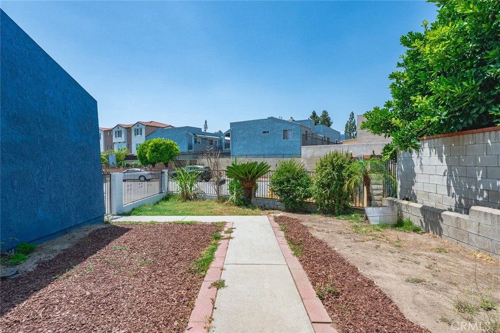 3834 Cosbey Street