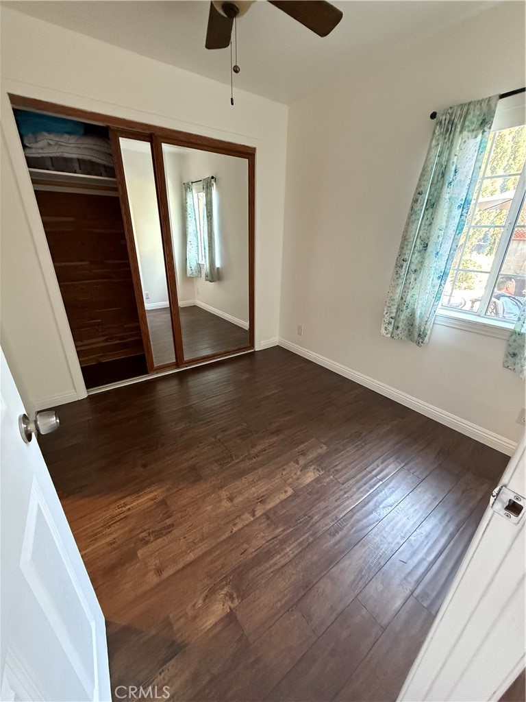 6046 N Willard Avenue