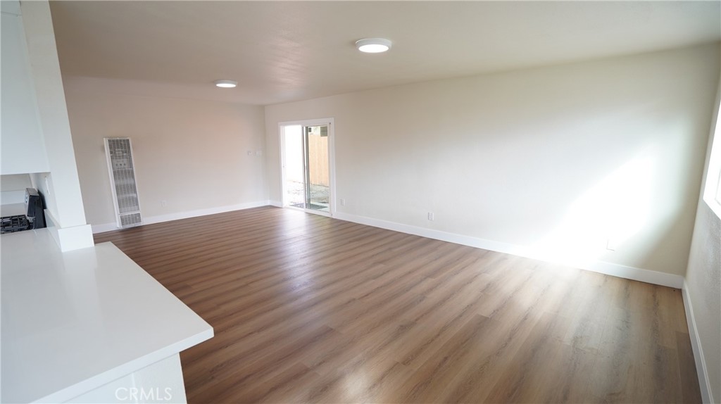 521 W 3rd Street