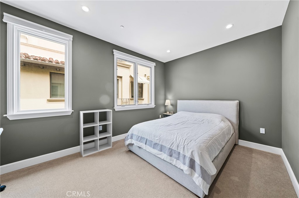 823 S Bundy Drive 110