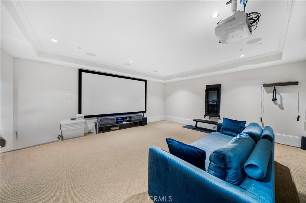 823 S Bundy Drive 110