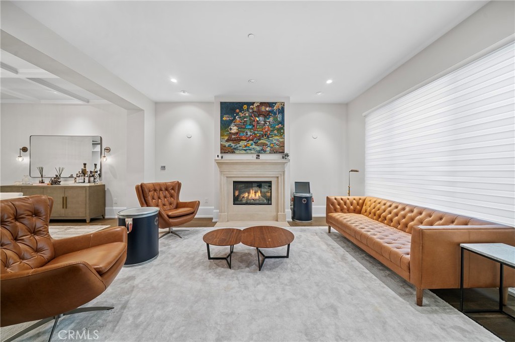 823 S Bundy Drive 110