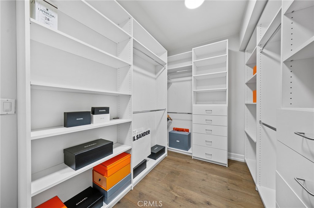 823 S Bundy Drive 110