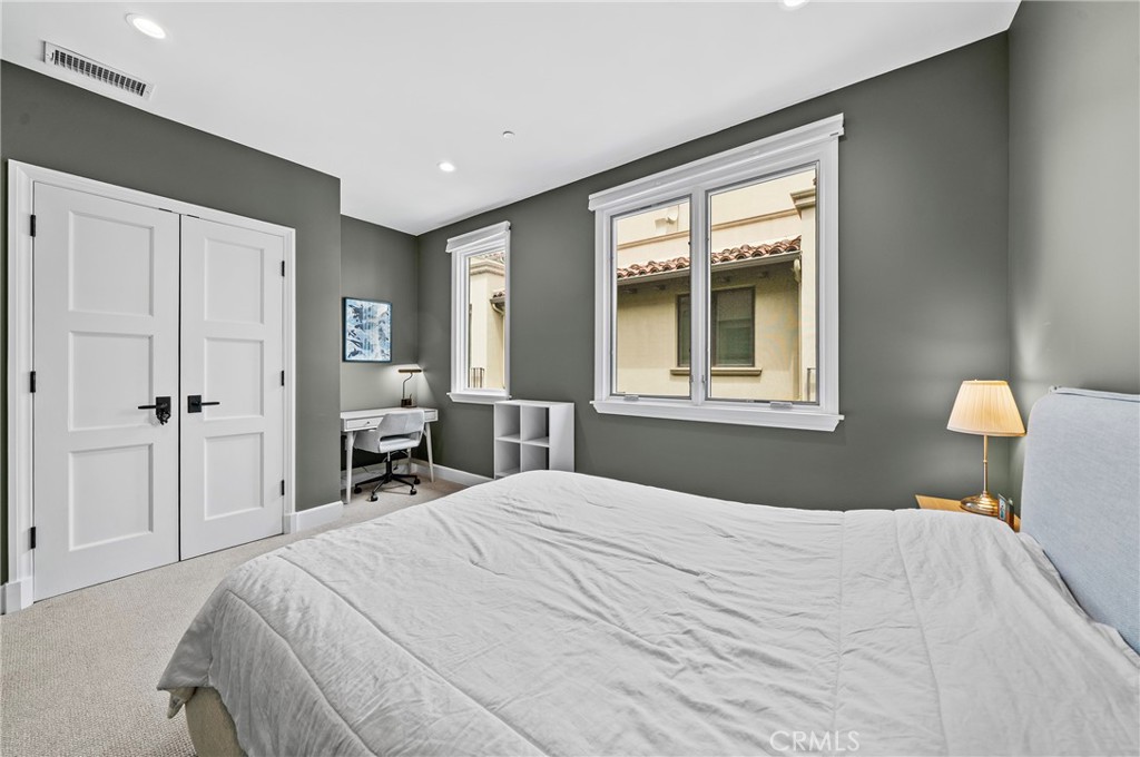 823 S Bundy Drive 110