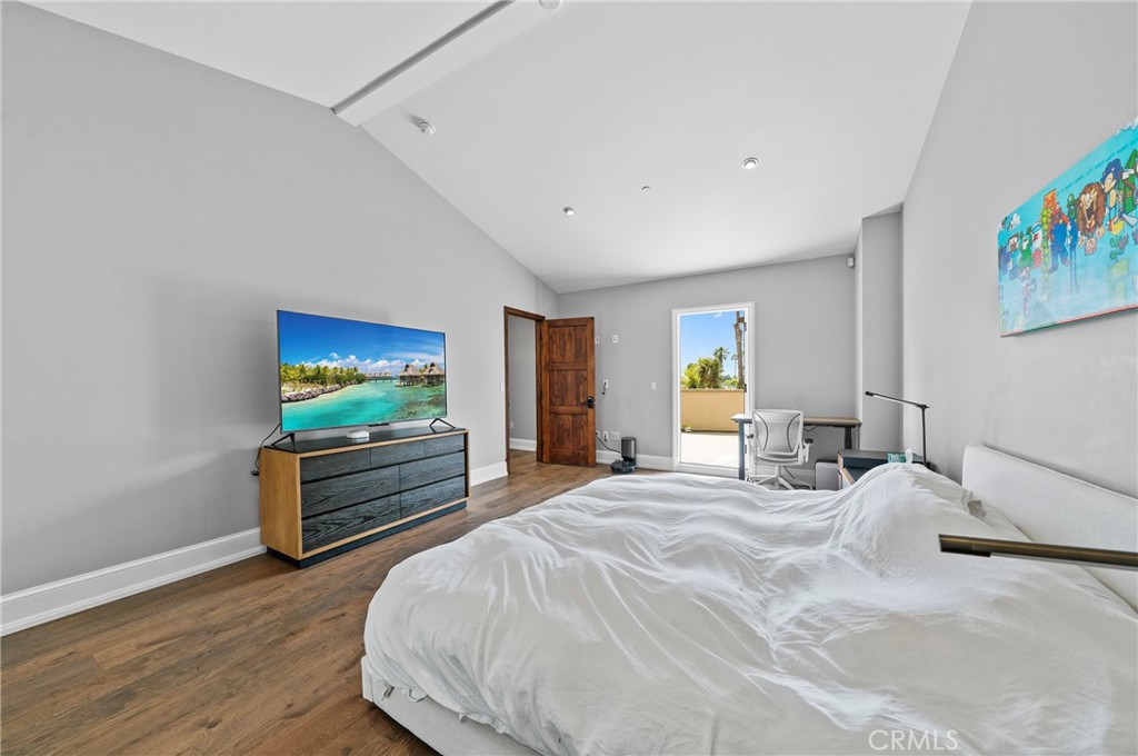 823 S Bundy Drive 110