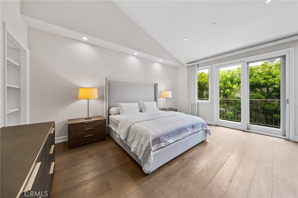 823 S Bundy Drive 110