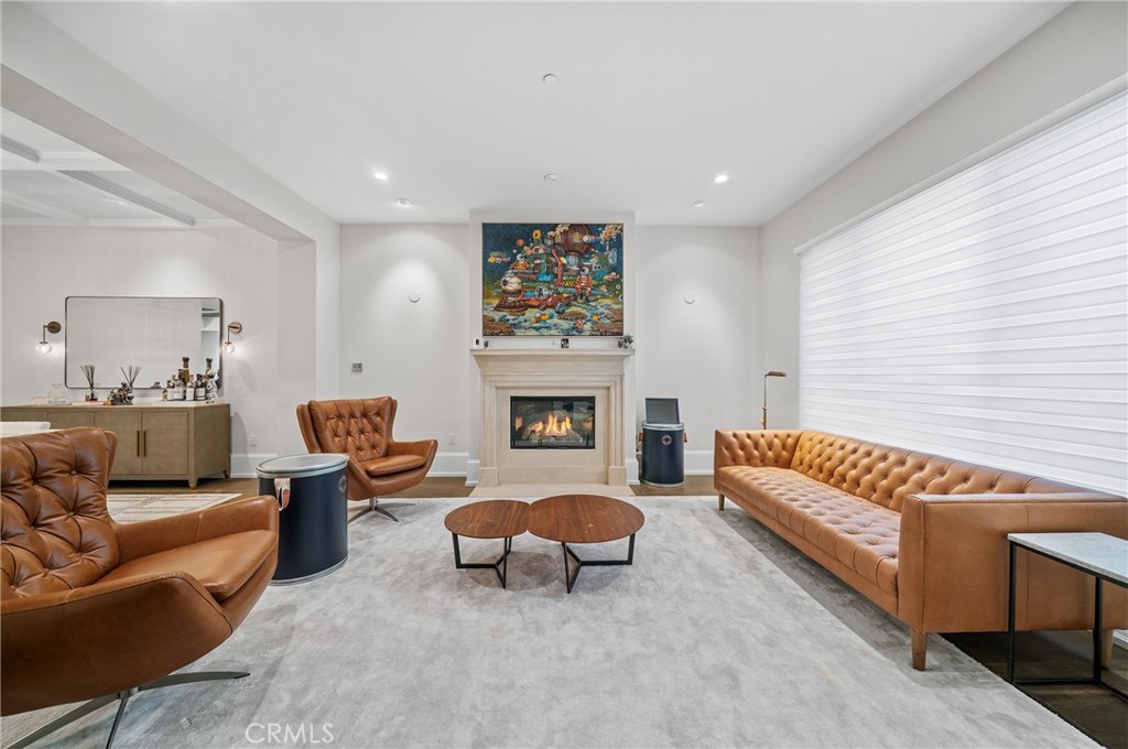 823 S Bundy Drive 110