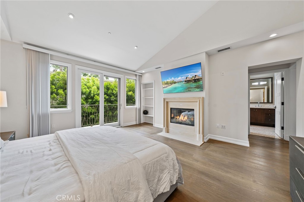 823 S Bundy Drive 110