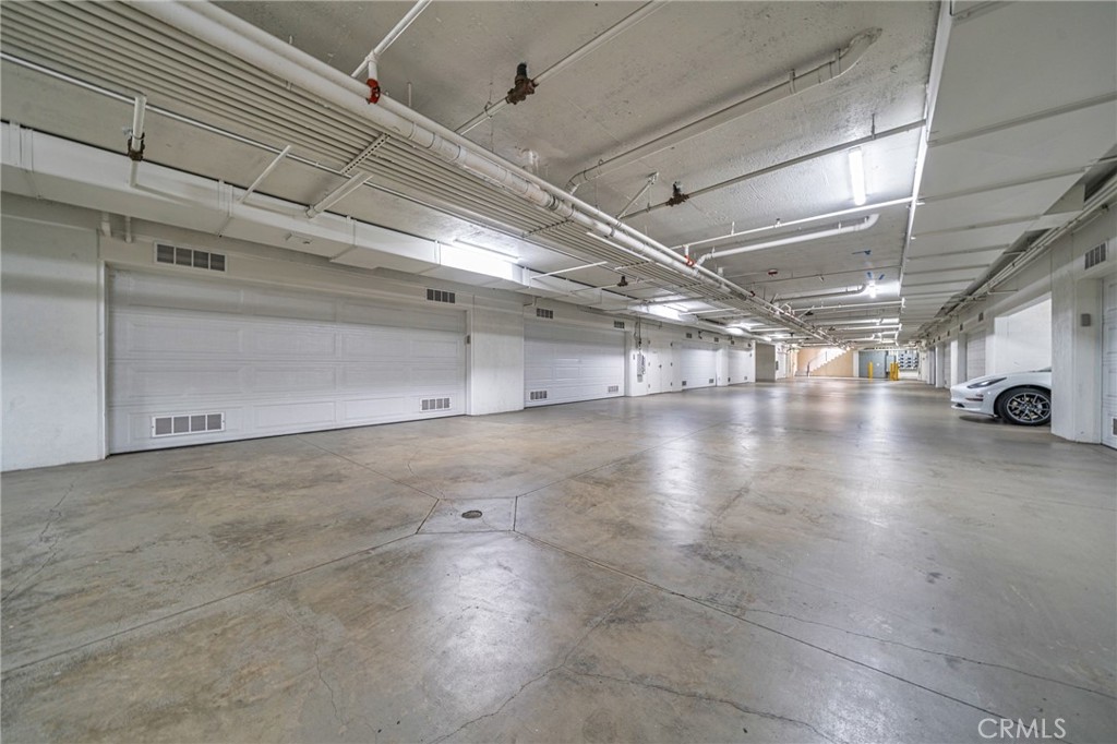 823 S Bundy Drive 110