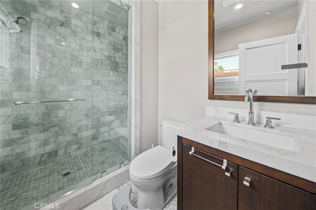 823 S Bundy Drive 110