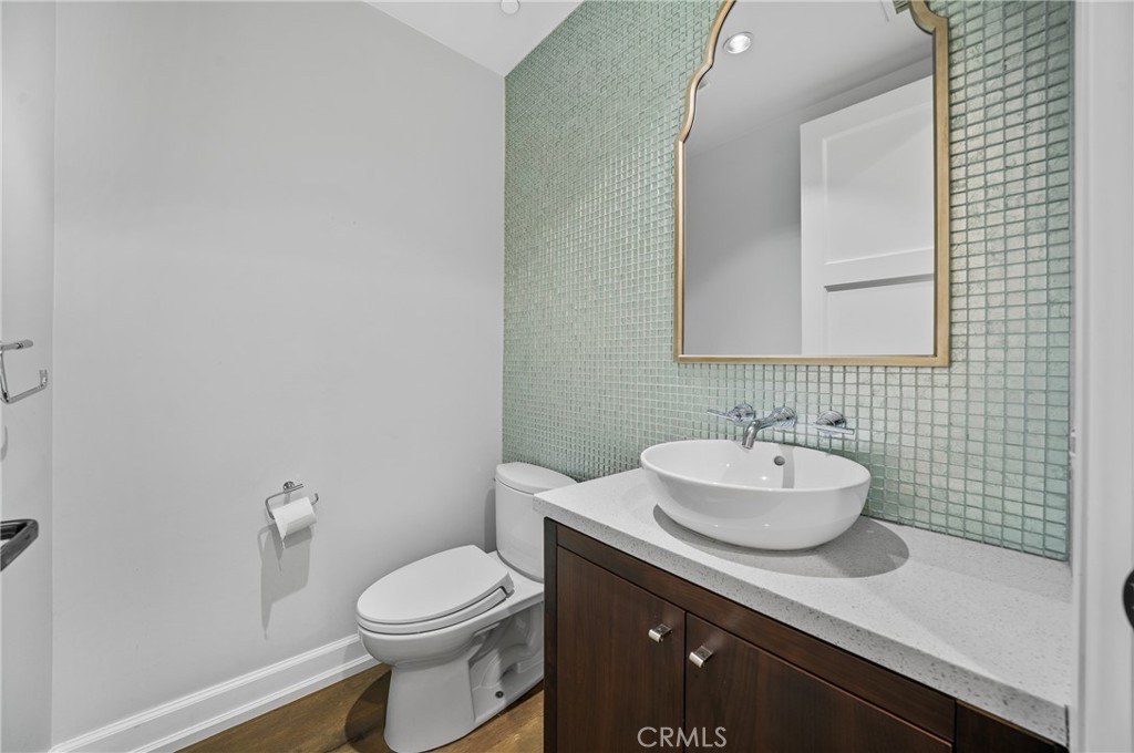 823 S Bundy Drive 110