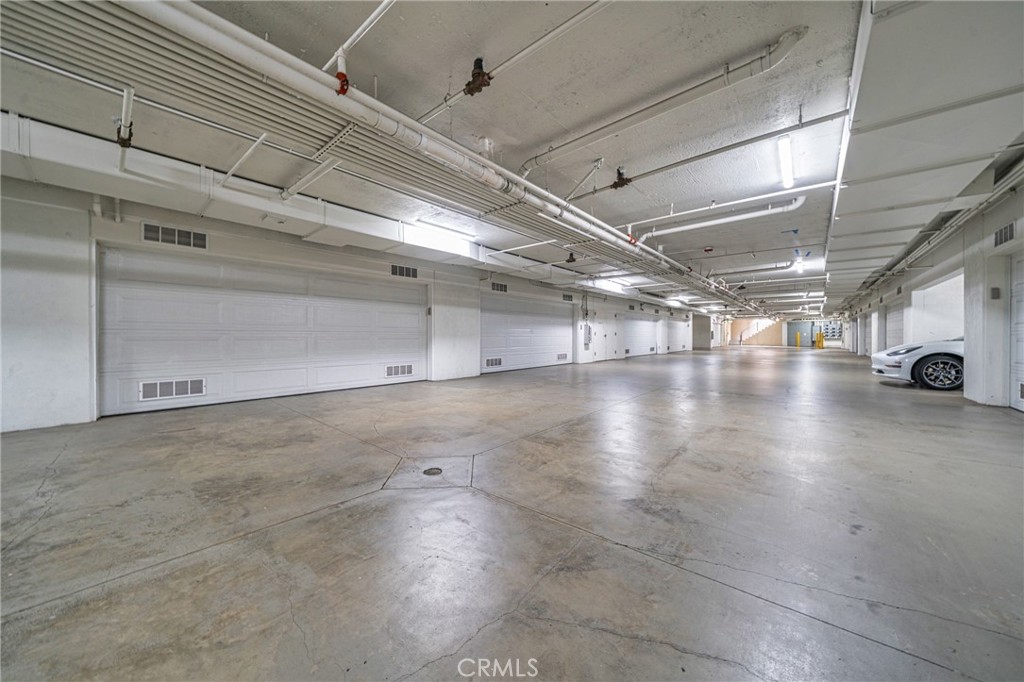 823 S Bundy Drive 110