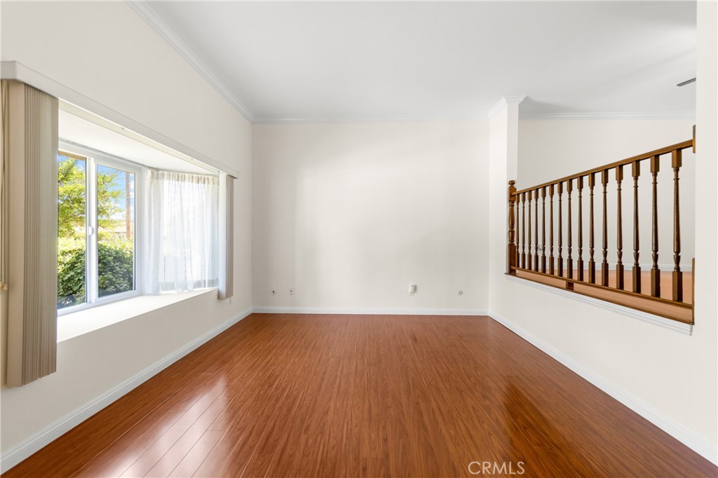 326 E Hellman Avenue B