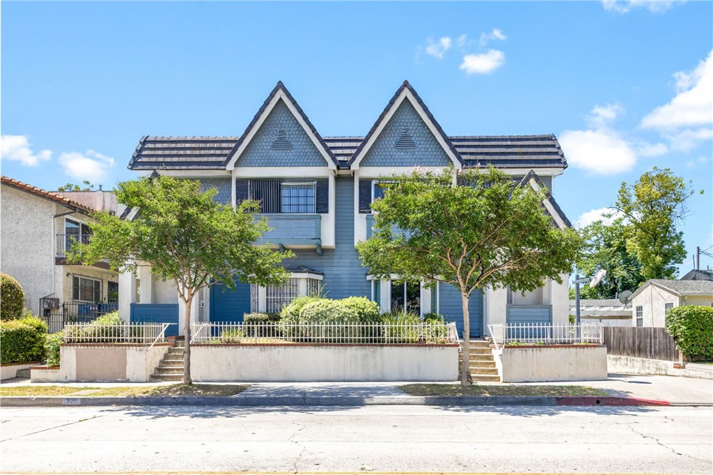 326 E Hellman Avenue B