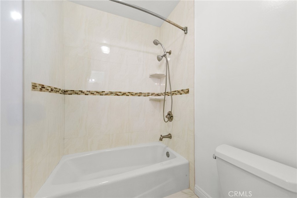 326 E Hellman Avenue B