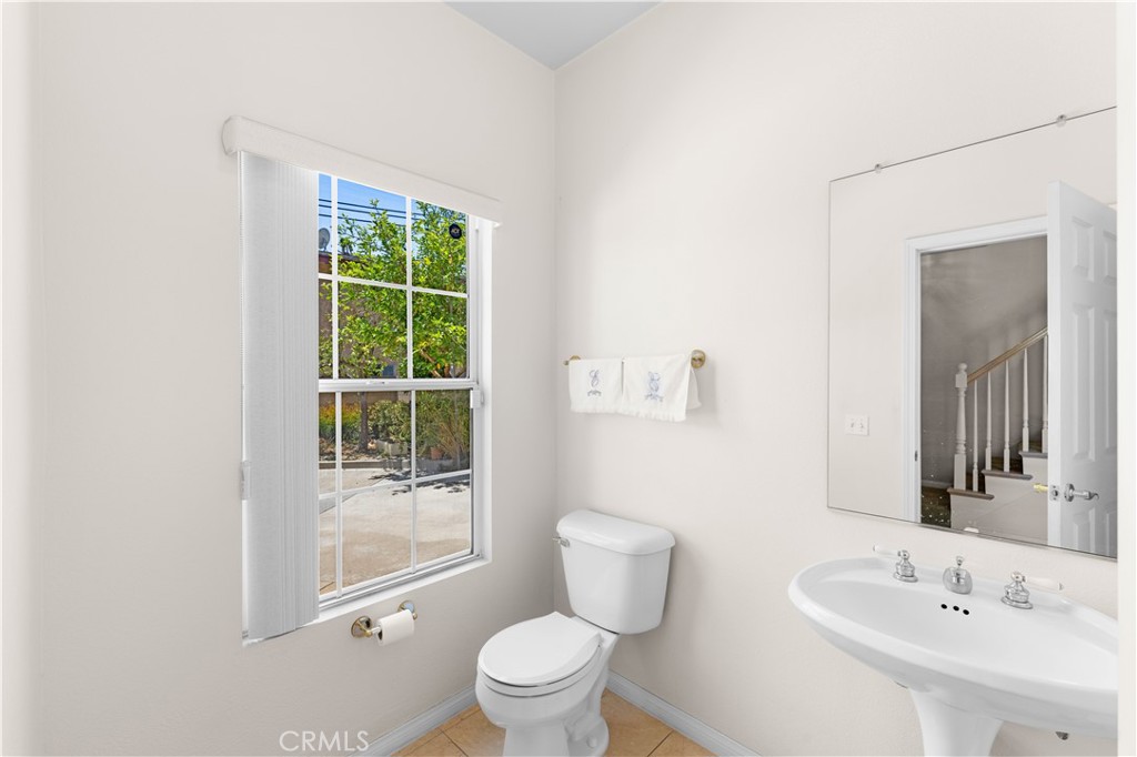 130 N Lincoln Avenue