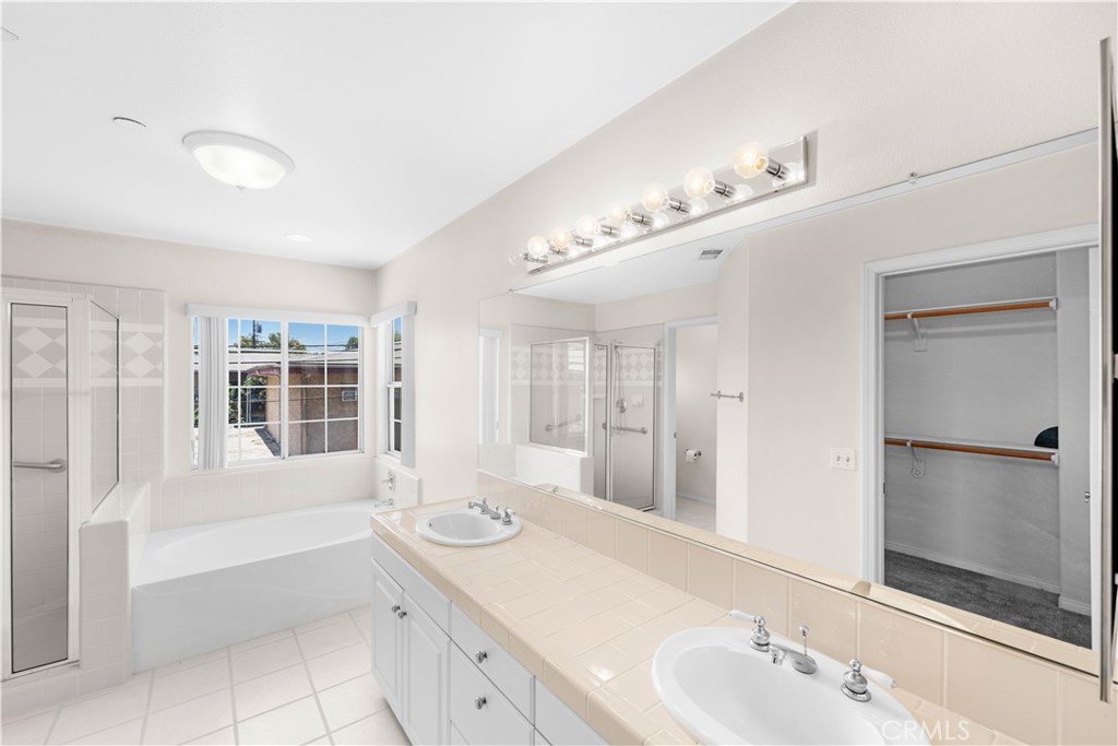 130 N Lincoln Avenue