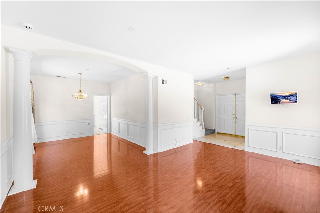 130 N Lincoln Avenue