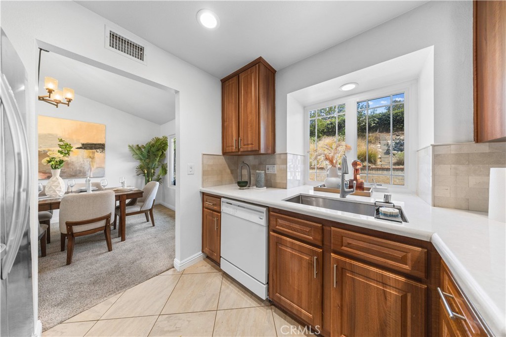 12420 Silk Oak Court