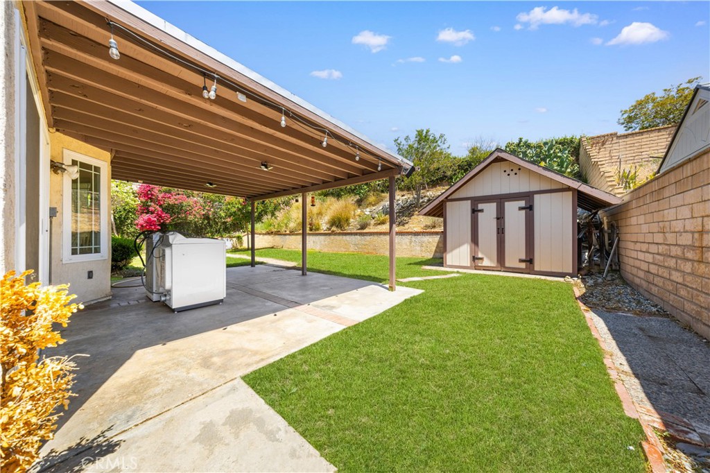 12420 Silk Oak Court