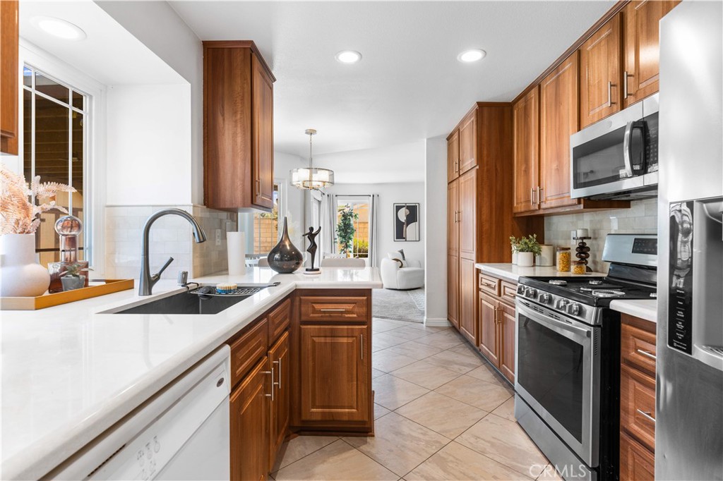 12420 Silk Oak Court