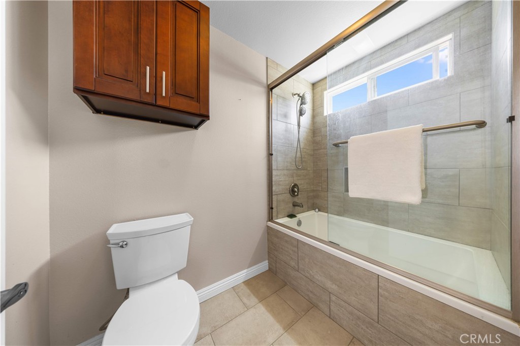 12420 Silk Oak Court