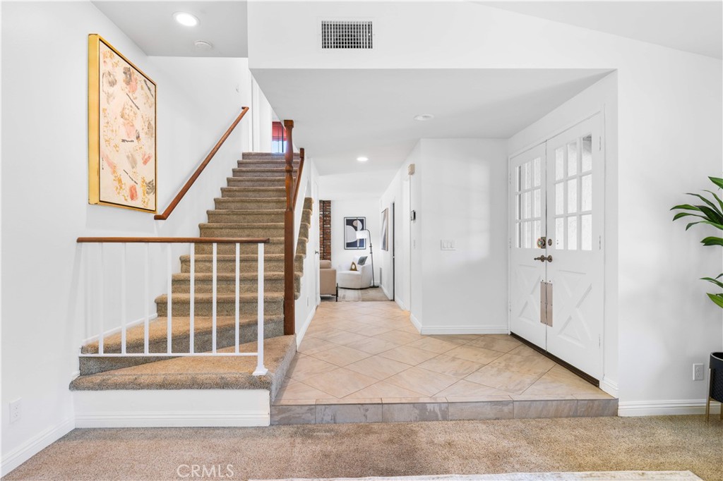 12420 Silk Oak Court