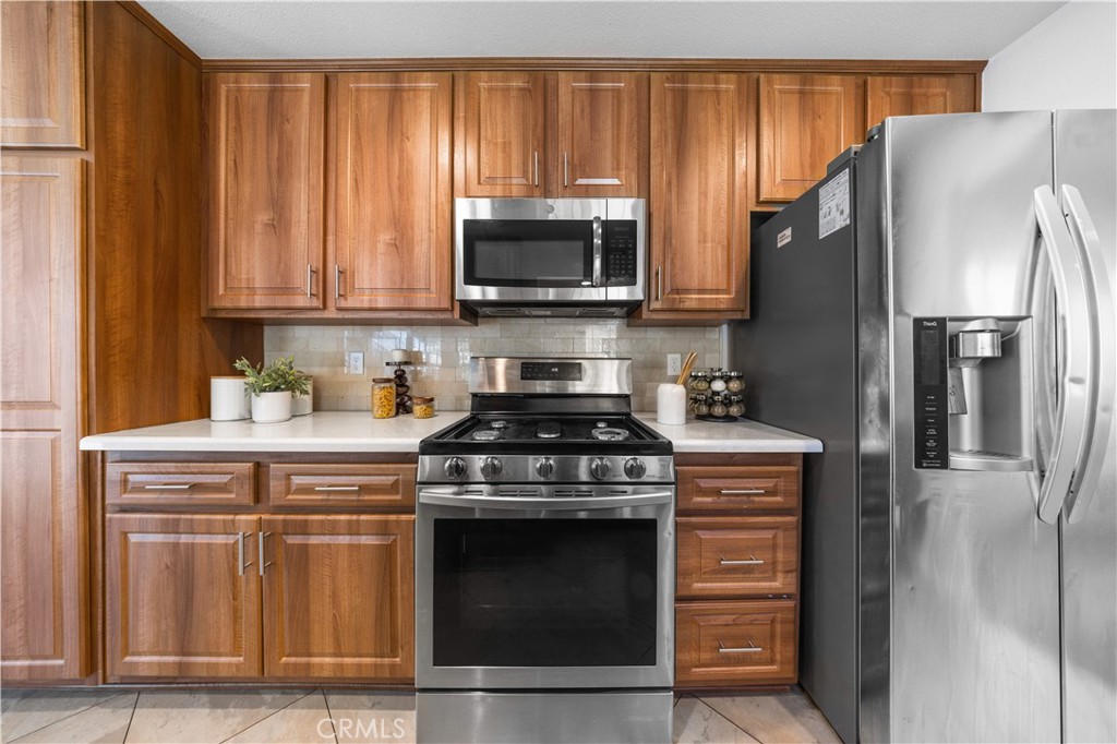 12420 Silk Oak Court