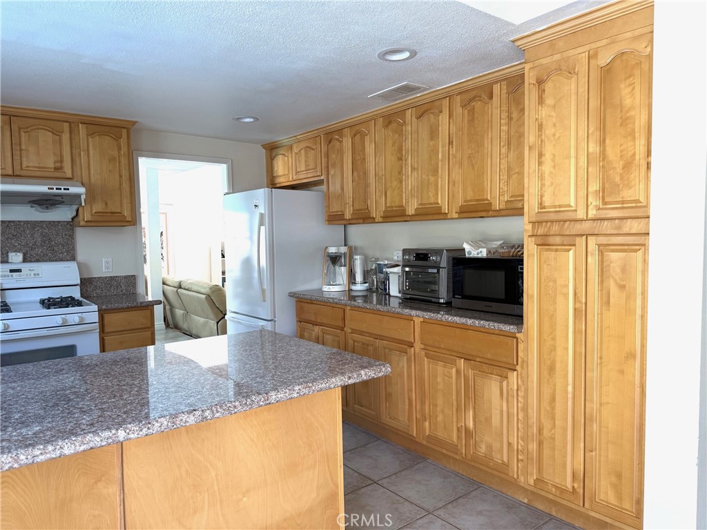 2227 Langspur Drive