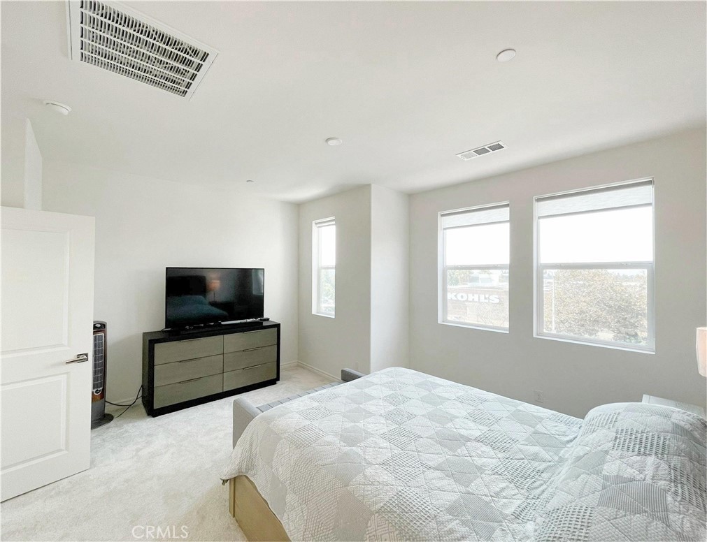 3700 Verdana Cir