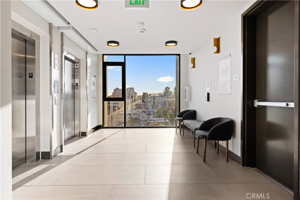 709 E Walnut Street 227