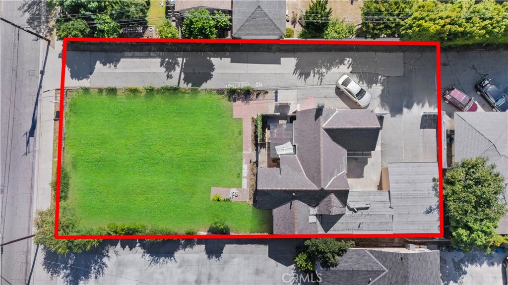 9720 Live Oak Avenue