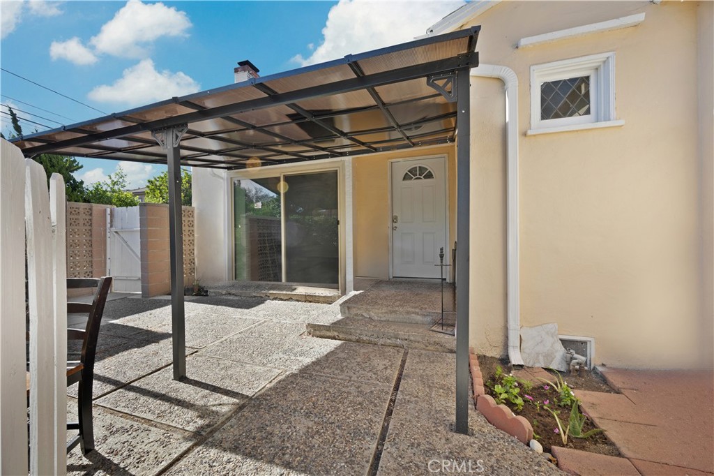 9720 Live Oak Avenue