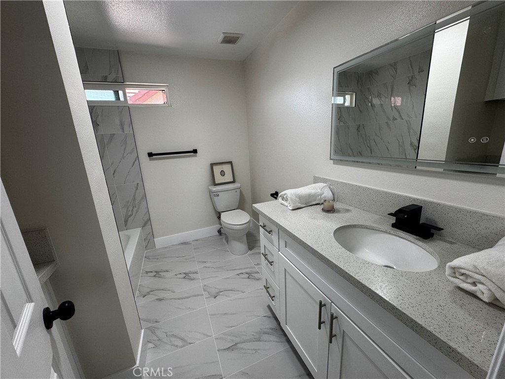 189 N Nicholson Avenue