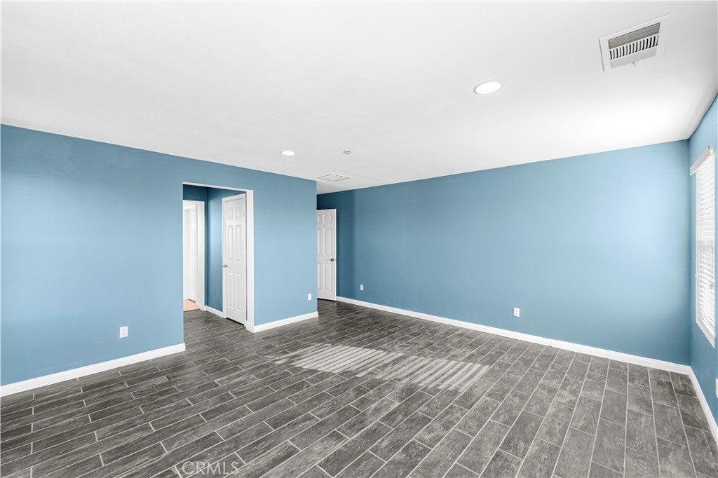 15998 Shawnee Lane