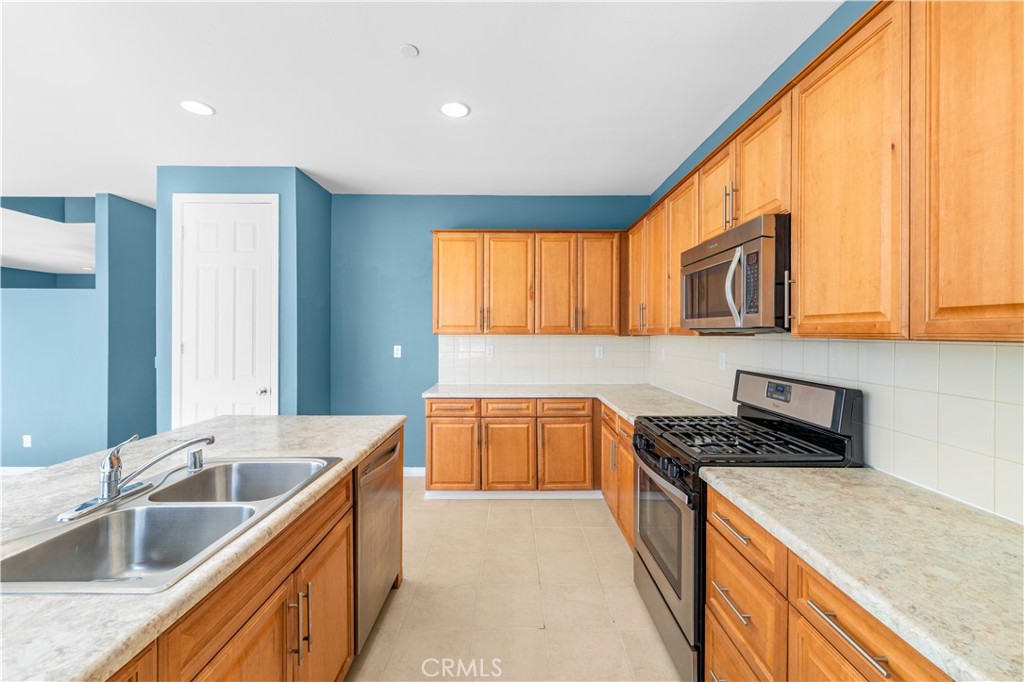 15998 Shawnee Lane
