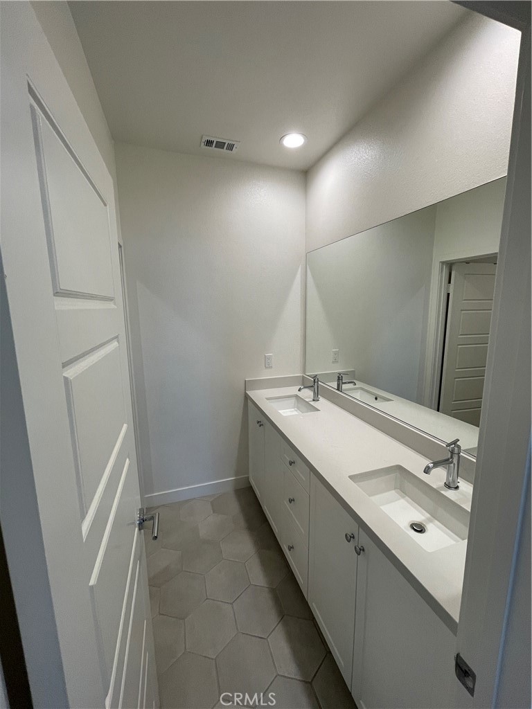 4283 S Hollyhock Paseo 31