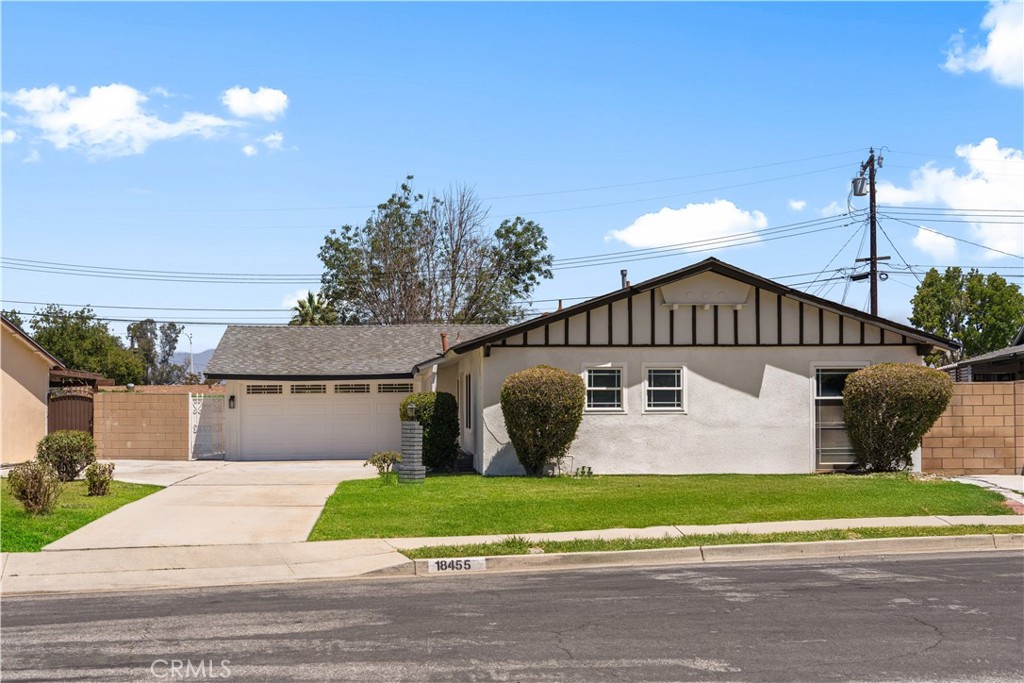 18455 La Cortita Street