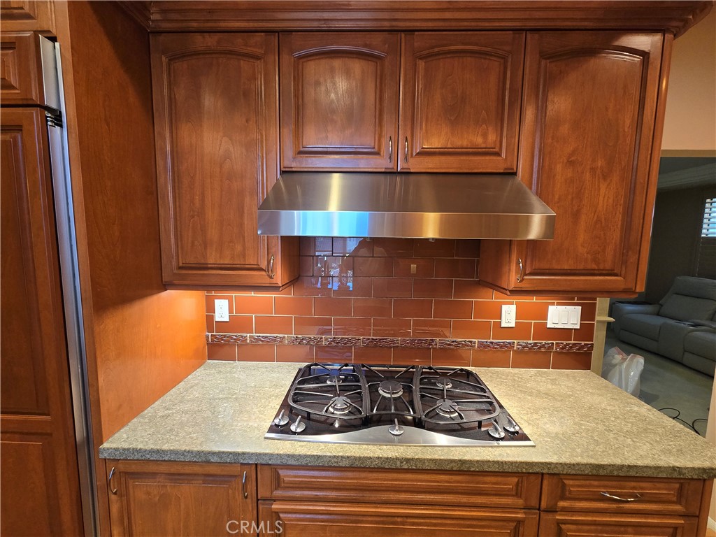 330 Cordova Street 344
