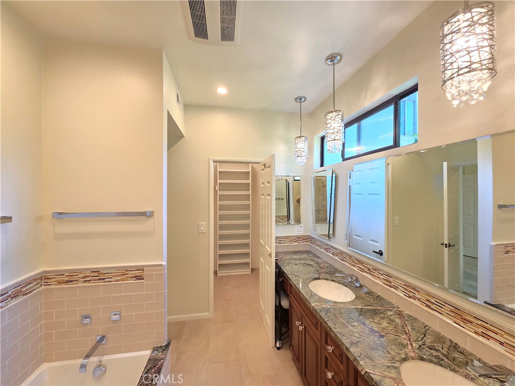 330 Cordova Street 344