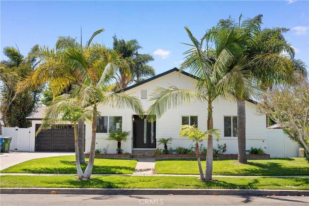 21011 La Salle Avenue