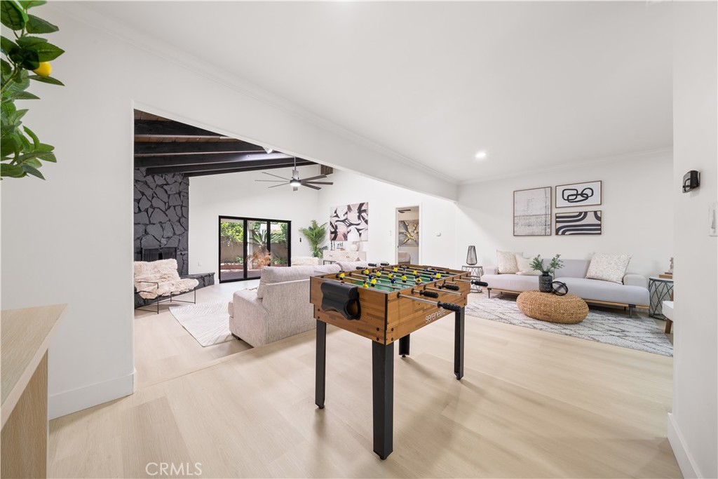 21011 La Salle Avenue