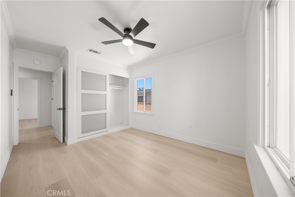 21011 La Salle Avenue