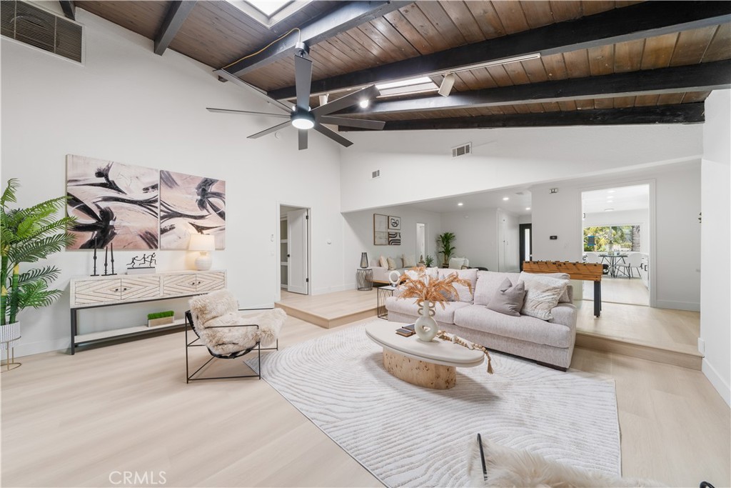 21011 La Salle Avenue