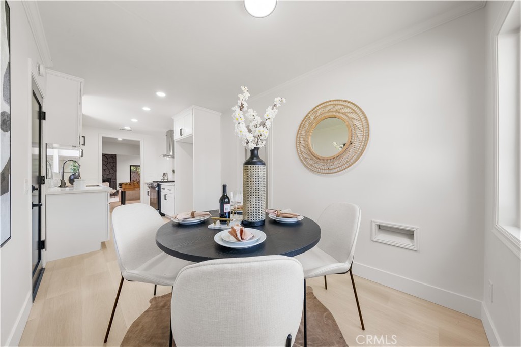 21011 La Salle Avenue